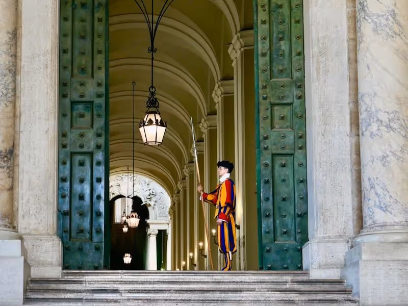 St. Peter's Basilica, Square & Papal Grottoes Guided Tour